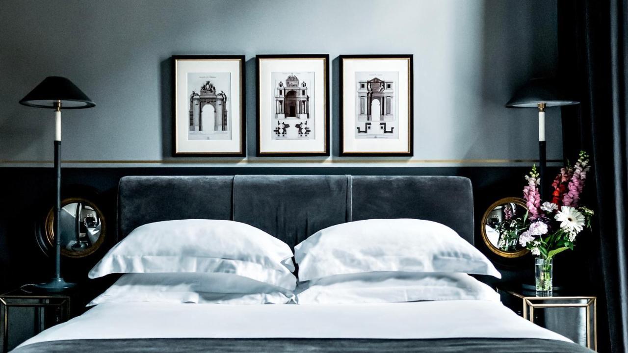 Monsieur George Hotel & Spa - Champs-Elysees باريس المظهر الخارجي الصورة A bedroom at the hotel